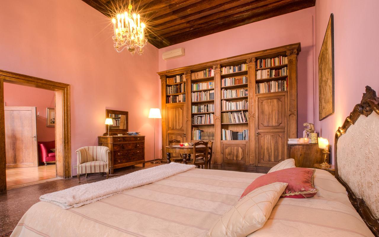 Ca' Della Corte Flats Венеція Екстер'єр фото